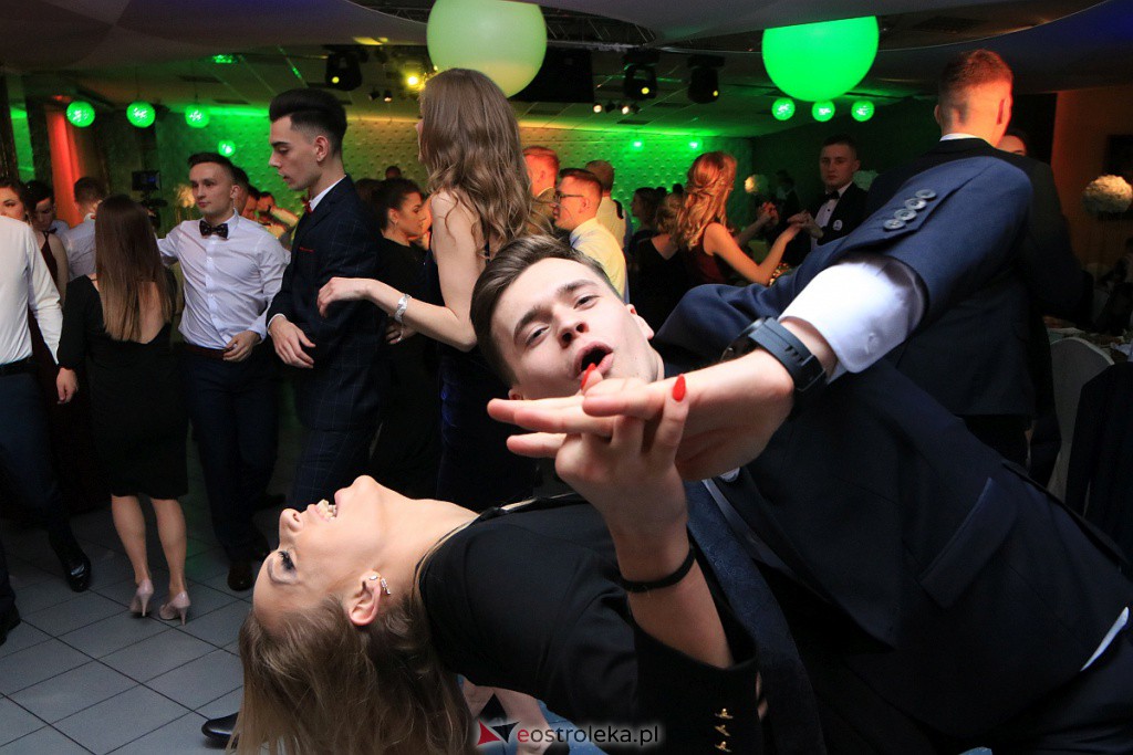 Studniówka 2020 w ZSZ nr 2 [25.01.2020] - zdjęcie #41 - eOstroleka.pl