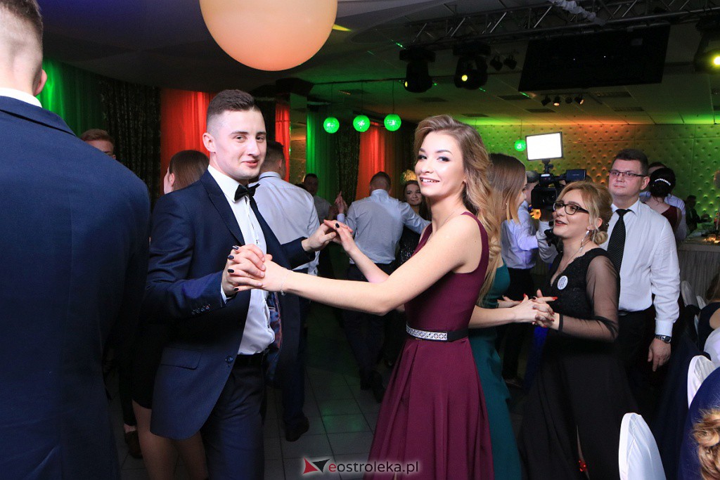 Studniówka 2020 w ZSZ nr 2 [25.01.2020] - zdjęcie #27 - eOstroleka.pl