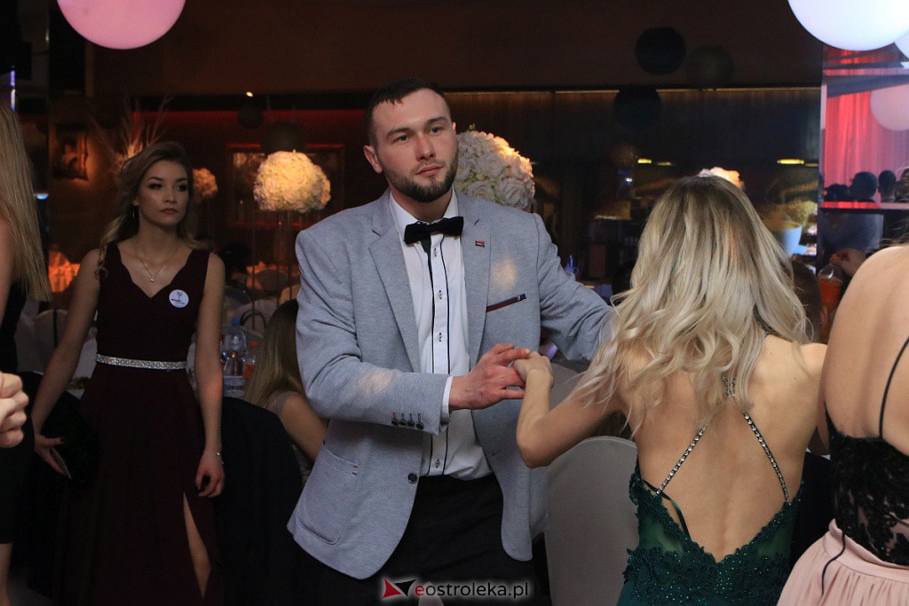 Studniówka 2020 w ZSZ nr 2 [25.01.2020] - zdjęcie #8 - eOstroleka.pl