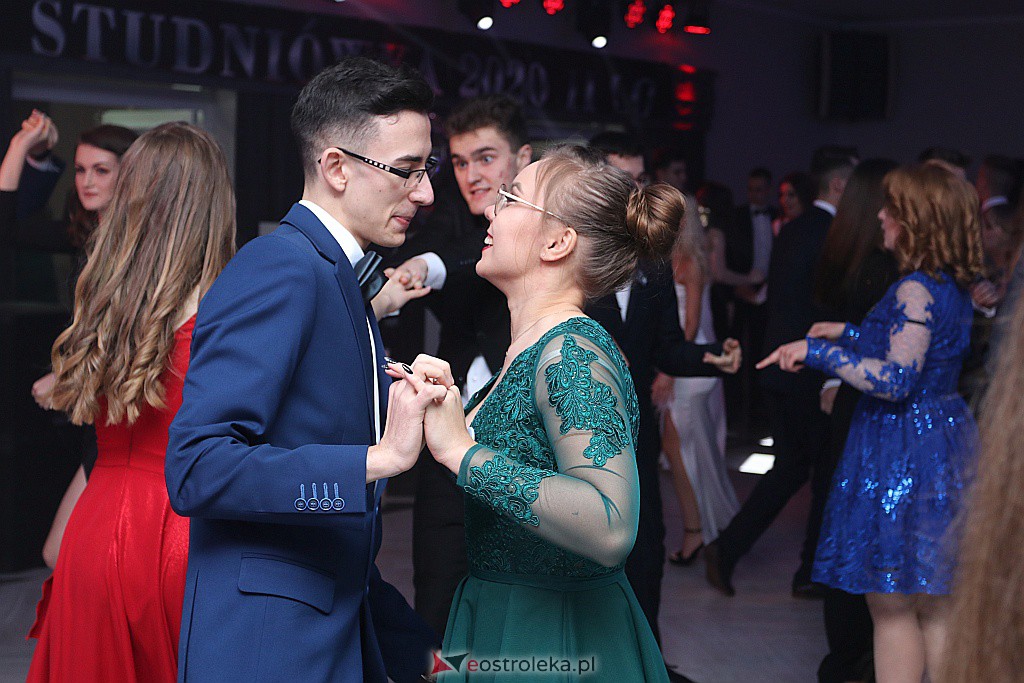 Studniówka 2020 w II LO w Ostrołęce [25.01.2020] - zdjęcie #83 - eOstroleka.pl