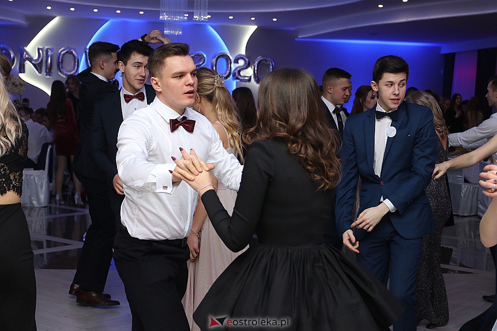 Studniówka 2020 w II LO w Ostrołęce [25.01.2020] - zdjęcie #56 - eOstroleka.pl