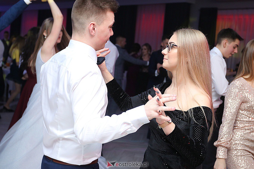 Studniówka 2020 w II LO w Ostrołęce [25.01.2020] - zdjęcie #54 - eOstroleka.pl