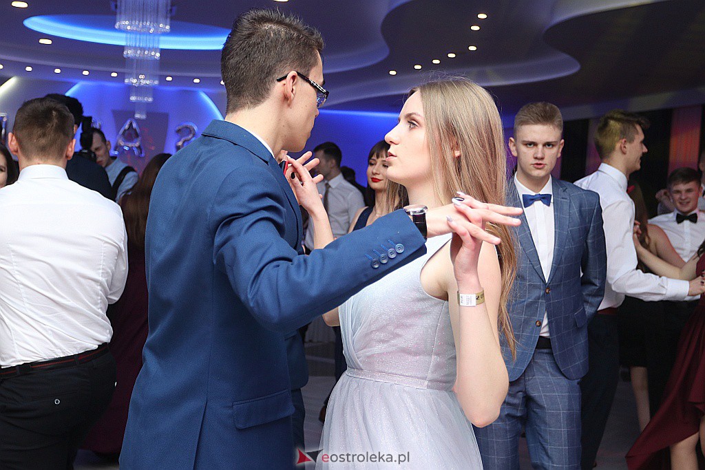 Studniówka 2020 w II LO w Ostrołęce [25.01.2020] - zdjęcie #51 - eOstroleka.pl