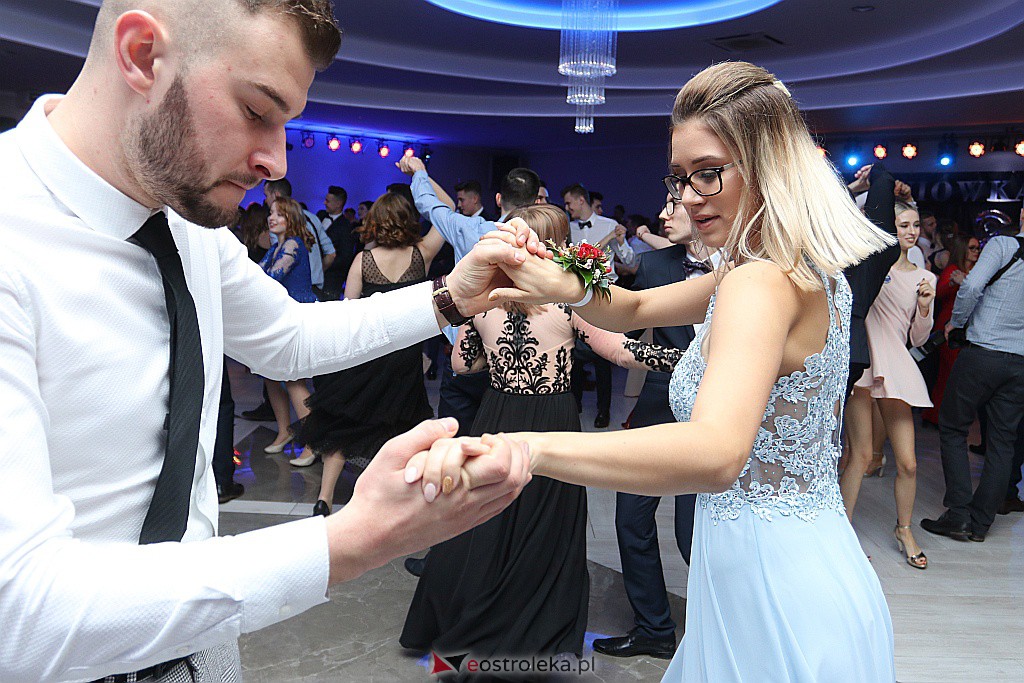 Studniówka 2020 w II LO w Ostrołęce [25.01.2020] - zdjęcie #38 - eOstroleka.pl