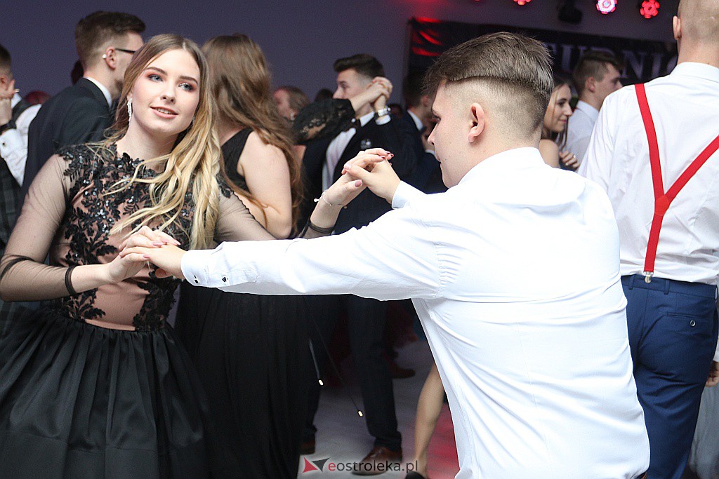 Studniówka 2020 w II LO w Ostrołęce [25.01.2020] - zdjęcie #33 - eOstroleka.pl