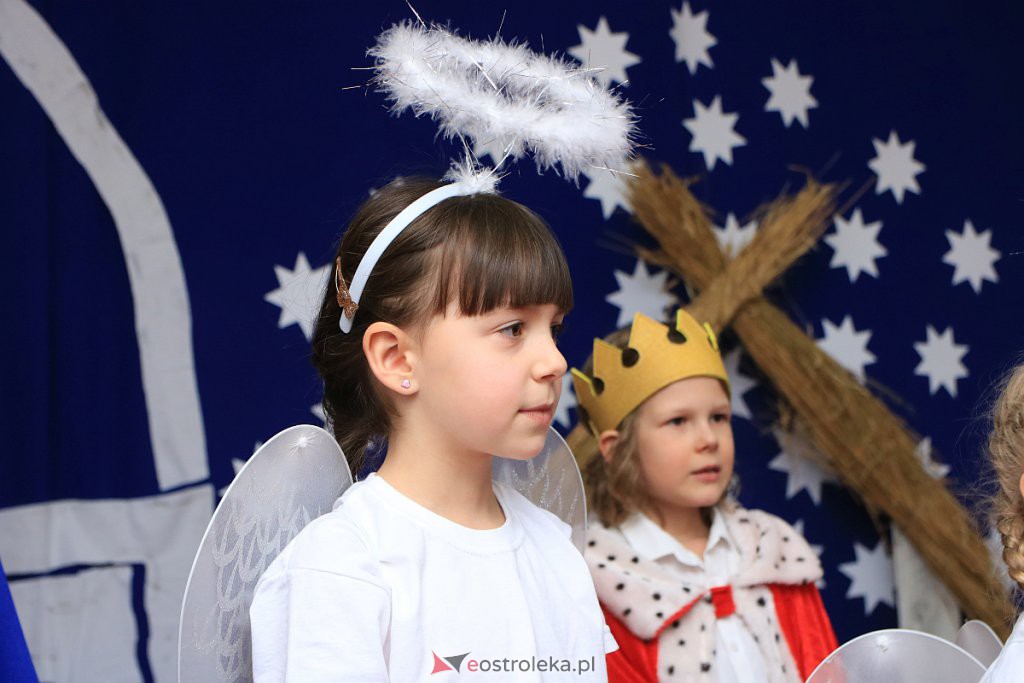 Dzień Babci i Dziadka w Krainie Misiów [28.01.2020] - zdjęcie #8 - eOstroleka.pl