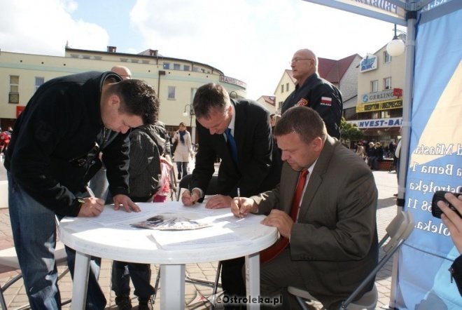 Kampania antydopalaczowa w Ostrołęce (02.20.2010) - zdjęcie #35 - eOstroleka.pl
