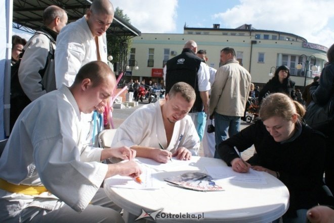 Kampania antydopalaczowa w Ostrołęce (02.20.2010) - zdjęcie #8 - eOstroleka.pl