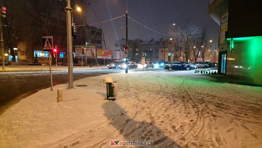 Pierwszy w sezonie atak zimy i poważny sprawdzian dla miejskich drogowców [29.01.2020] - zdjęcie #4 - eOstroleka.pl