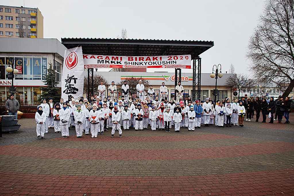 Aktywny początek roku w MKKK Shinkyokushin [02.02.2020] - zdjęcie #2 - eOstroleka.pl