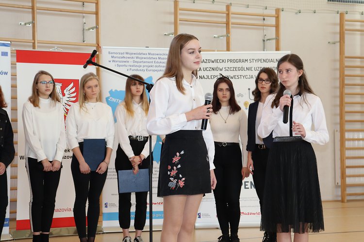 Najlepsi uczniowie z subregionu ostrołęckiego ze stypendium marszałka! [07.02.2020] - zdjęcie #8 - eOstroleka.pl