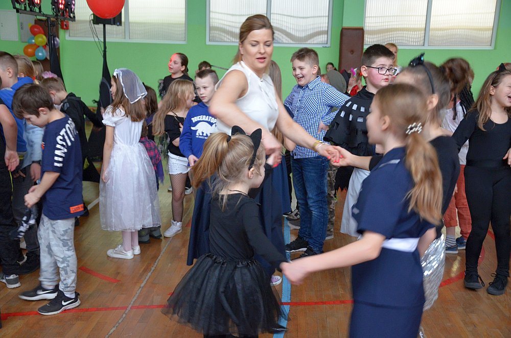 Zabawa Karnawałowa w Szkole Podstawowej Nr 2 [6.02.2020] - zdjęcie #1 - eOstroleka.pl