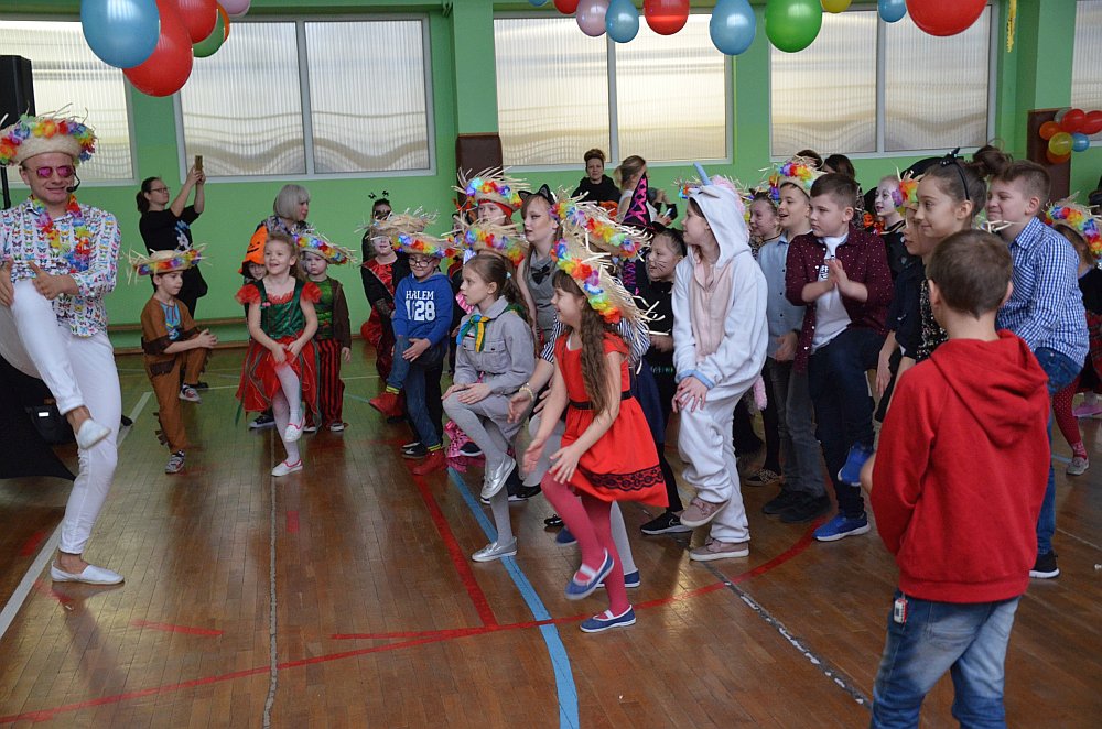 Zabawa Karnawałowa w Szkole Podstawowej Nr 2 [6.02.2020] - zdjęcie #24 - eOstroleka.pl