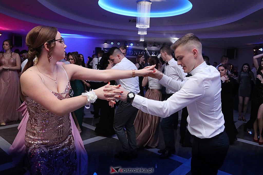 Studniówka ZSZ 4 w Ostrołęce [08.02.2020] - zdjęcie #41 - eOstroleka.pl