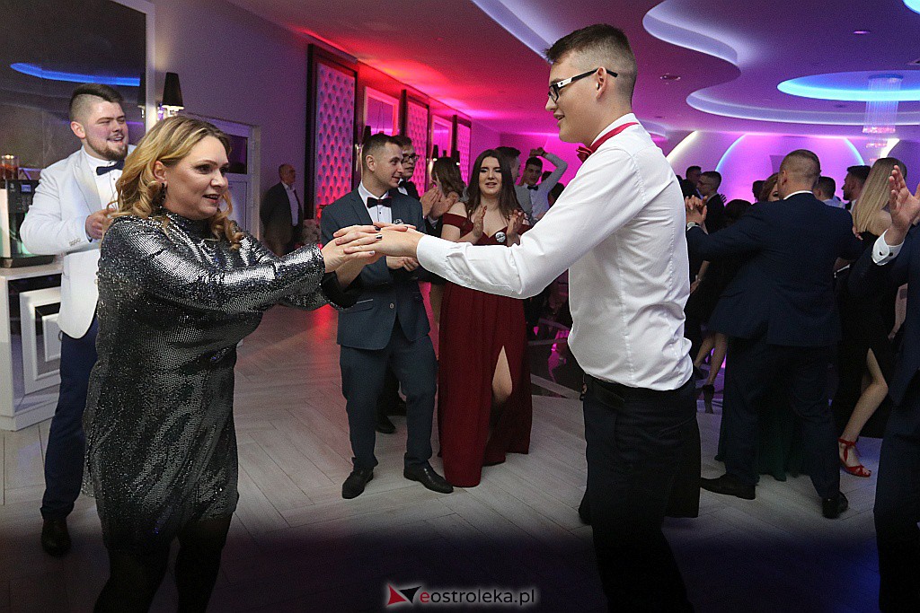 Studniówka ZSZ 4 w Ostrołęce [08.02.2020] - zdjęcie #18 - eOstroleka.pl