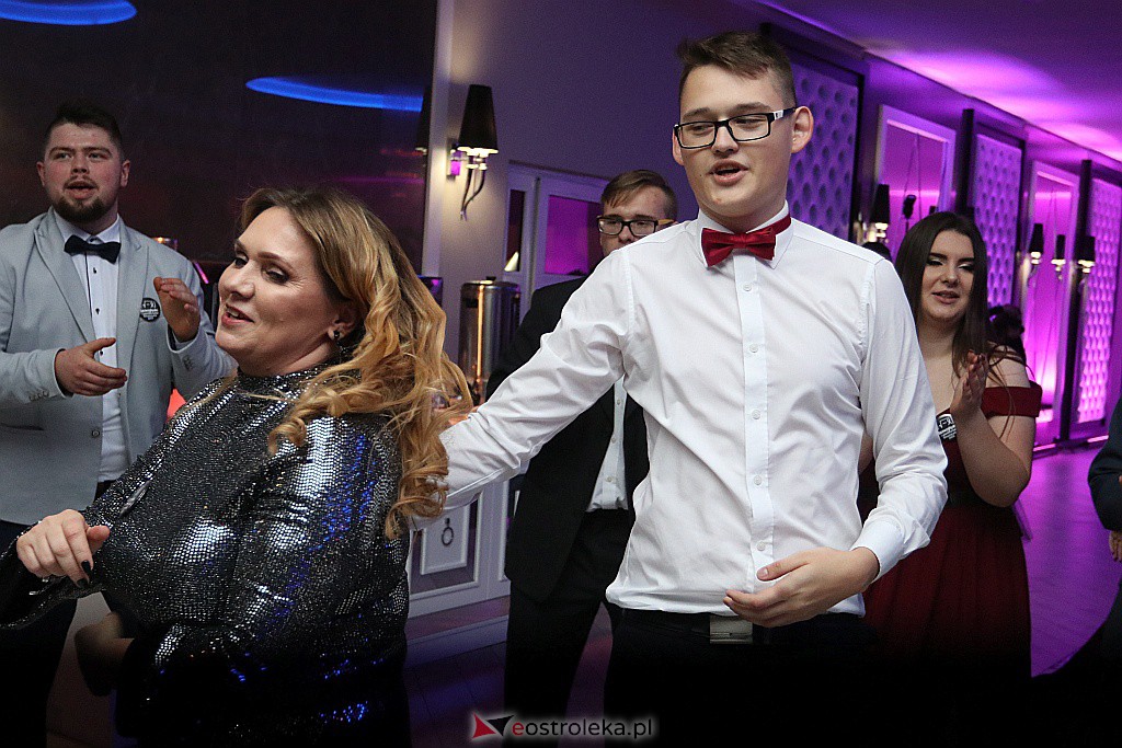 Studniówka ZSZ 4 w Ostrołęce [08.02.2020] - zdjęcie #17 - eOstroleka.pl
