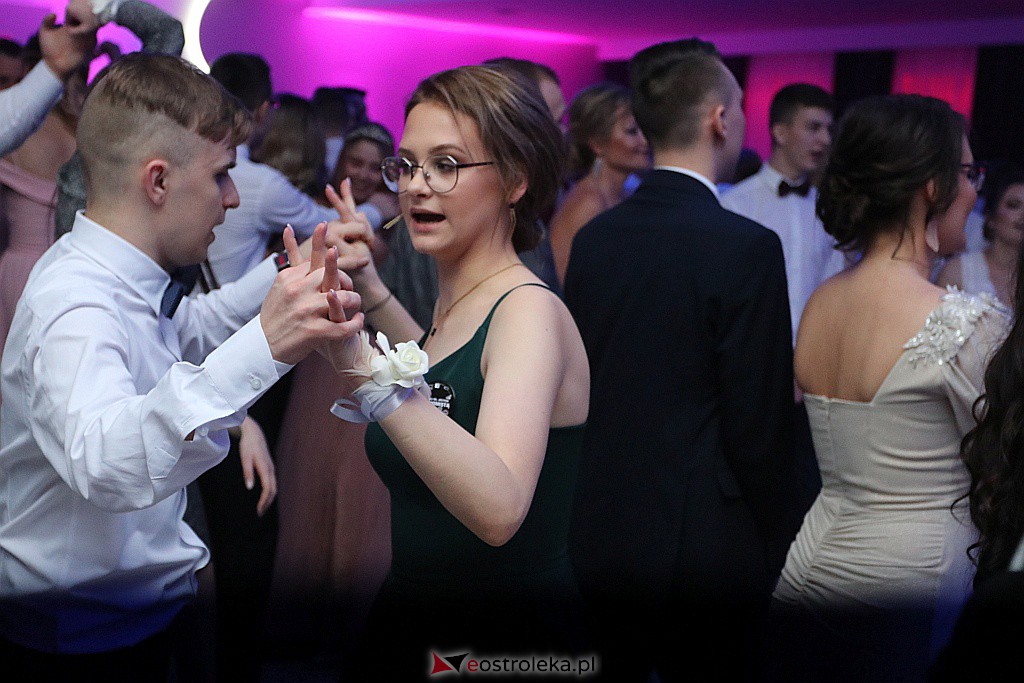 Studniówka ZSZ 4 w Ostrołęce [08.02.2020] - zdjęcie #15 - eOstroleka.pl