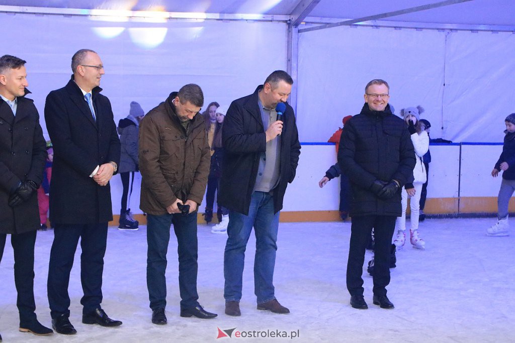 Sztuczne lodowisko oficjalnie otwarte [09.02.2020] - zdjęcie #30 - eOstroleka.pl
