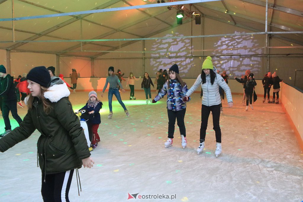 Sztuczne lodowisko oficjalnie otwarte [09.02.2020] - zdjęcie #52 - eOstroleka.pl
