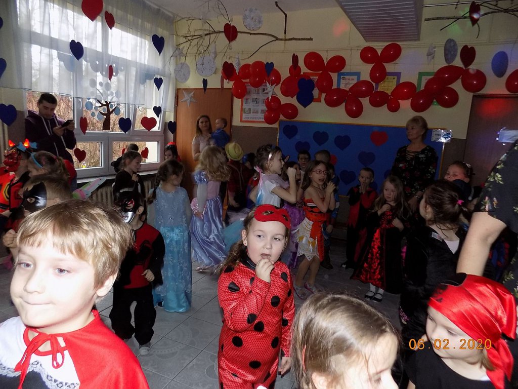 Karnawałowo w „Tęczowej Krainie” [10.02.2020] - zdjęcie #3 - eOstroleka.pl
