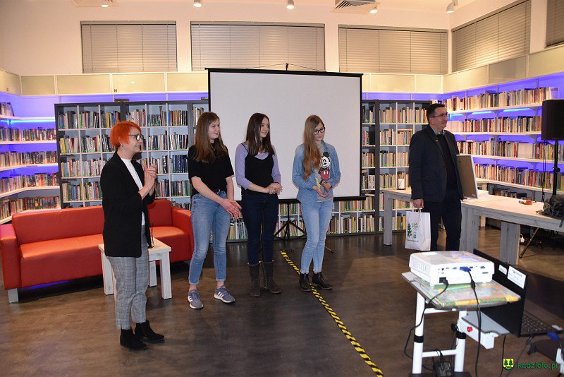 W Kadzidle rozmawiali losach dzieci podczas II wojny światowej [12.02.2020] - zdjęcie #1 - eOstroleka.pl