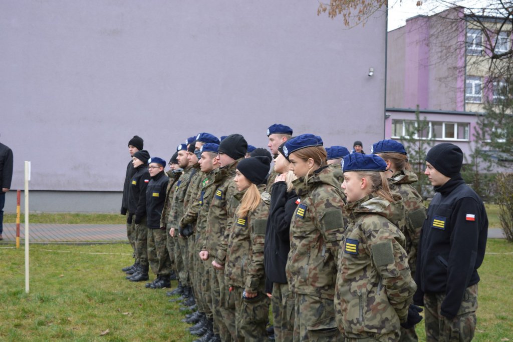 Adepci klas mundurowych z ZSZ 2 z certyfikatami MON. Egzaminy zdali wzorowo [13.02.2020] - zdjęcie #13 - eOstroleka.pl