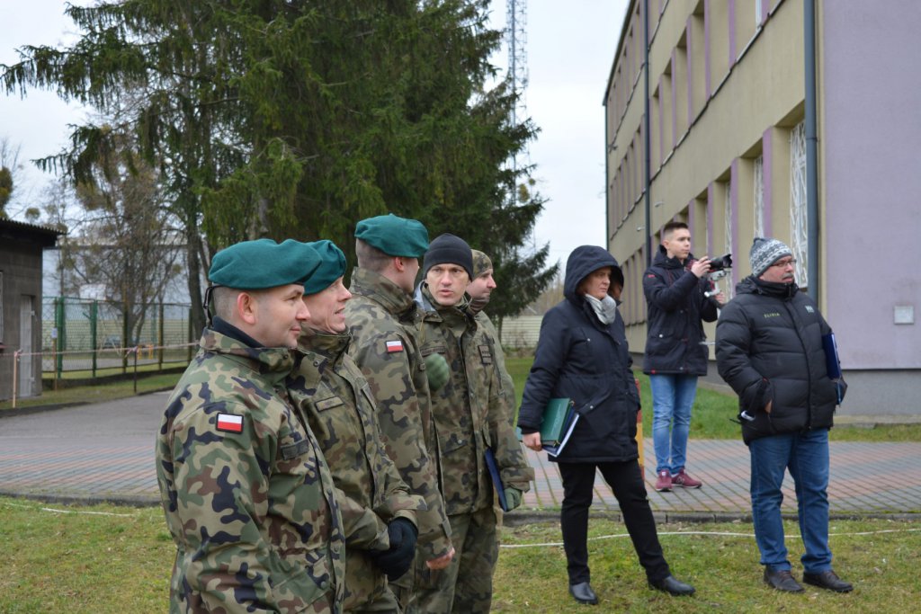 Adepci klas mundurowych z ZSZ 2 z certyfikatami MON. Egzaminy zdali wzorowo [13.02.2020] - zdjęcie #17 - eOstroleka.pl