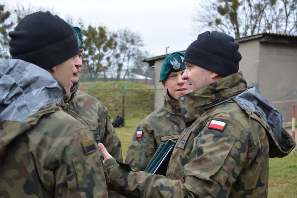 Adepci klas mundurowych z ZSZ 2 z certyfikatami MON. Egzaminy zdali wzorowo [13.02.2020] - zdjęcie #20 - eOstroleka.pl