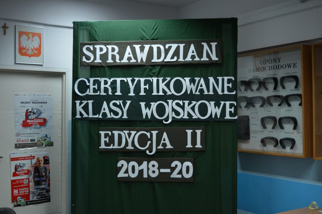 Adepci klas mundurowych z ZSZ 2 z certyfikatami MON. Egzaminy zdali wzorowo [13.02.2020] - zdjęcie #21 - eOstroleka.pl