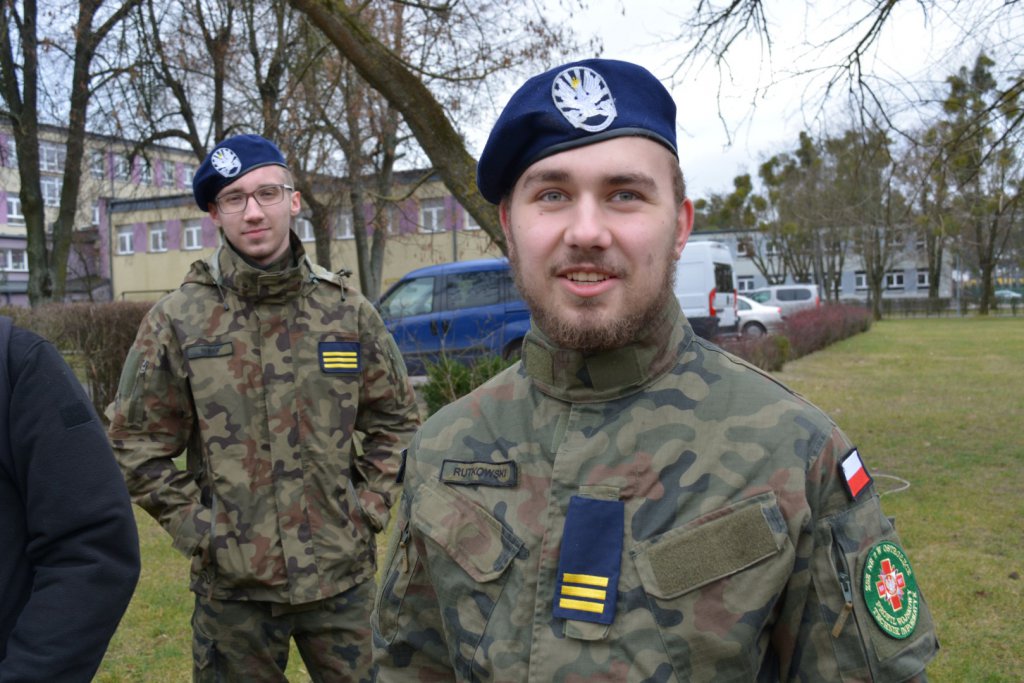 Adepci klas mundurowych z ZSZ 2 z certyfikatami MON. Egzaminy zdali wzorowo [13.02.2020] - zdjęcie #30 - eOstroleka.pl