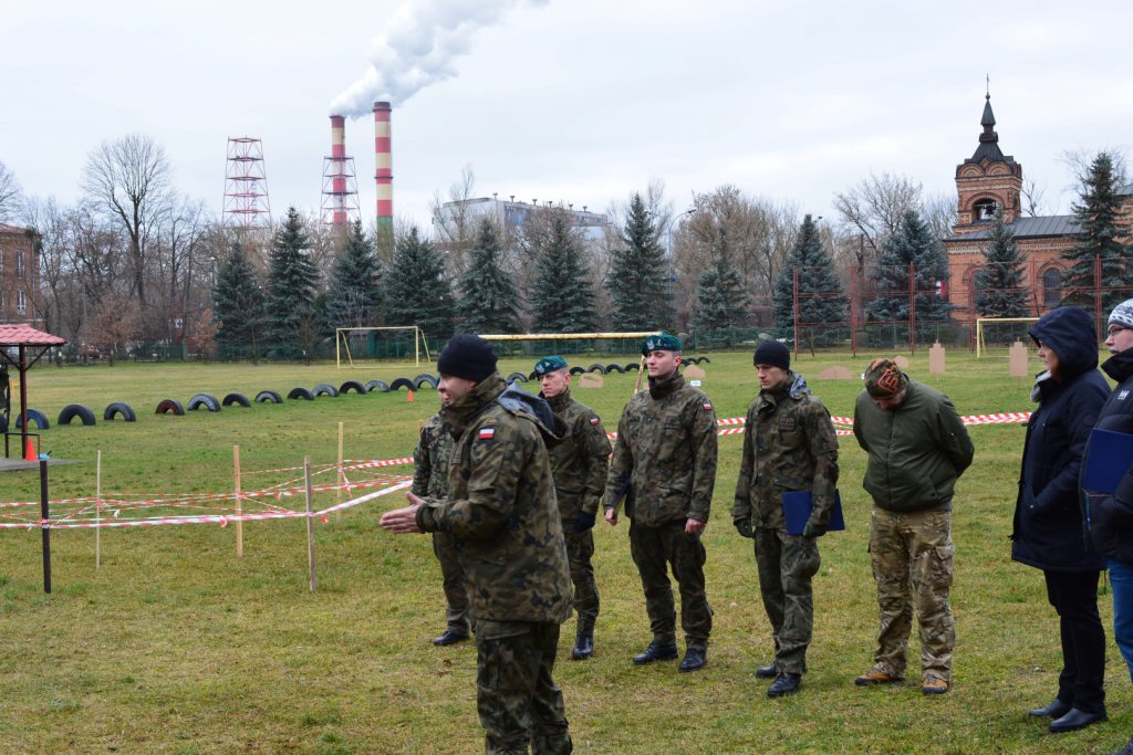 Adepci klas mundurowych z ZSZ 2 z certyfikatami MON. Egzaminy zdali wzorowo [13.02.2020] - zdjęcie #44 - eOstroleka.pl