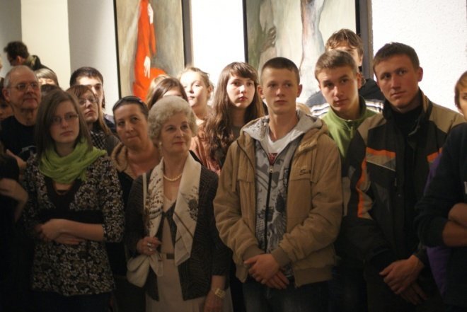 Malarstwo wolnego związku- wernisaż prac Joanny Rusinek i Filipa Kalkowskiego (07.10.2010) - zdjęcie #11 - eOstroleka.pl