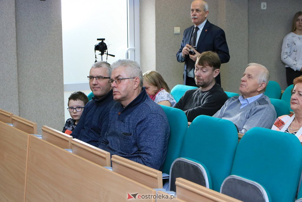 O miodzie i jego walorach z „Sąsiadami” w CKZiU [20.02.2020] - zdjęcie #25 - eOstroleka.pl