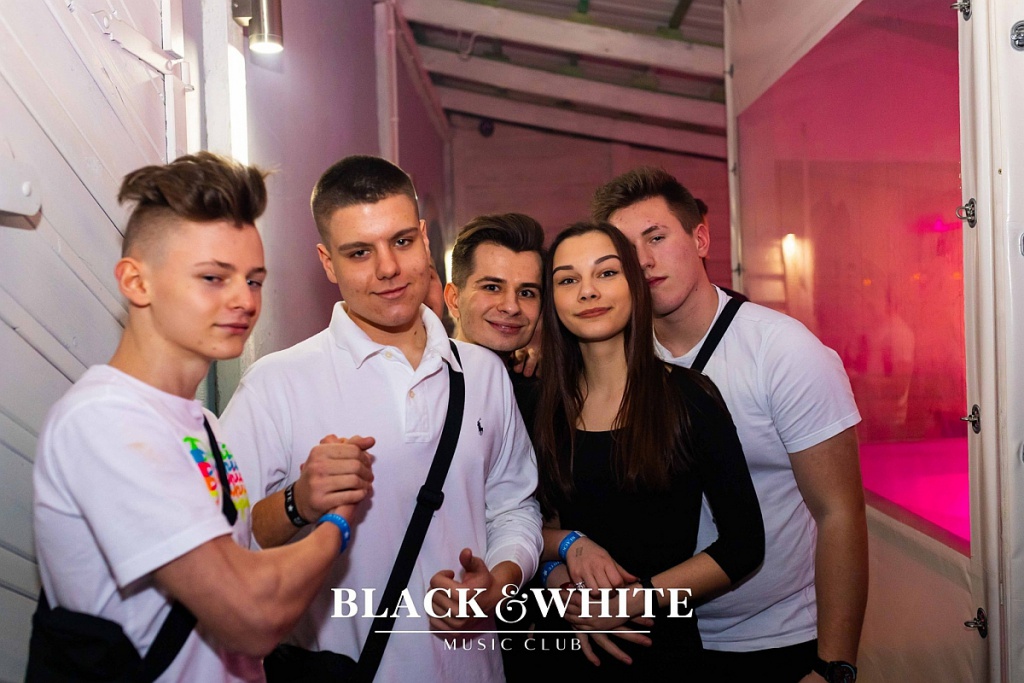 Tak bawiliście się w Walentynki z Popkiem w Clubie Black&White! [14.02.2020] - zdjęcie #29 - eOstroleka.pl