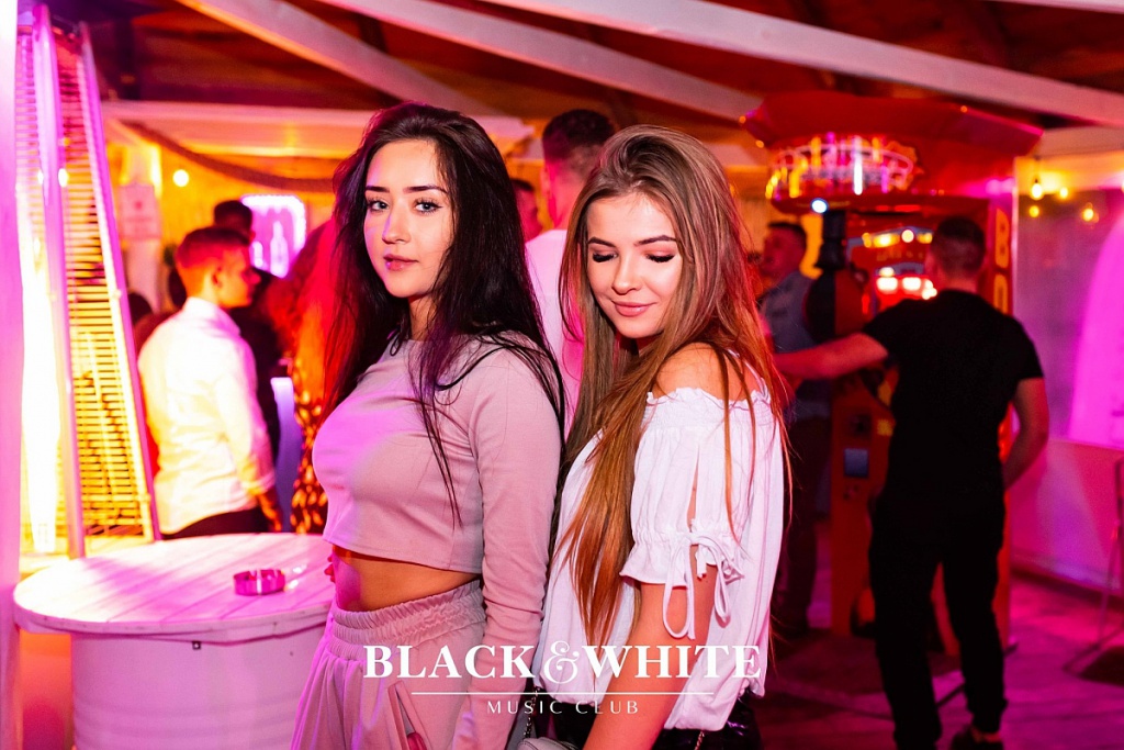 Tak bawiliście się w Walentynki z Popkiem w Clubie Black&White! [14.02.2020] - zdjęcie #38 - eOstroleka.pl