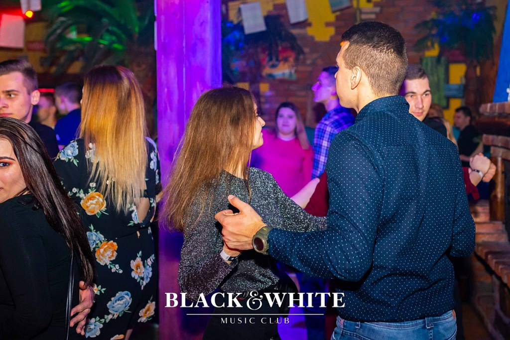 Tak bawiliście się w Walentynki z Popkiem w Clubie Black&White! [14.02.2020] - zdjęcie #44 - eOstroleka.pl