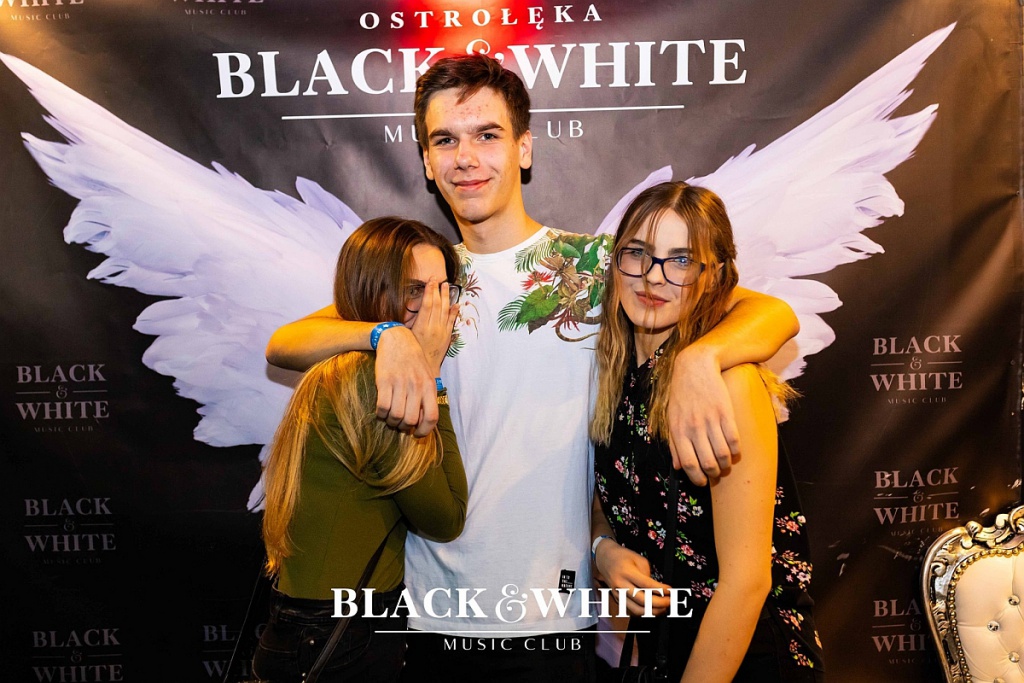 Tak bawiliście się w Walentynki z Popkiem w Clubie Black&White! [14.02.2020] - zdjęcie #54 - eOstroleka.pl