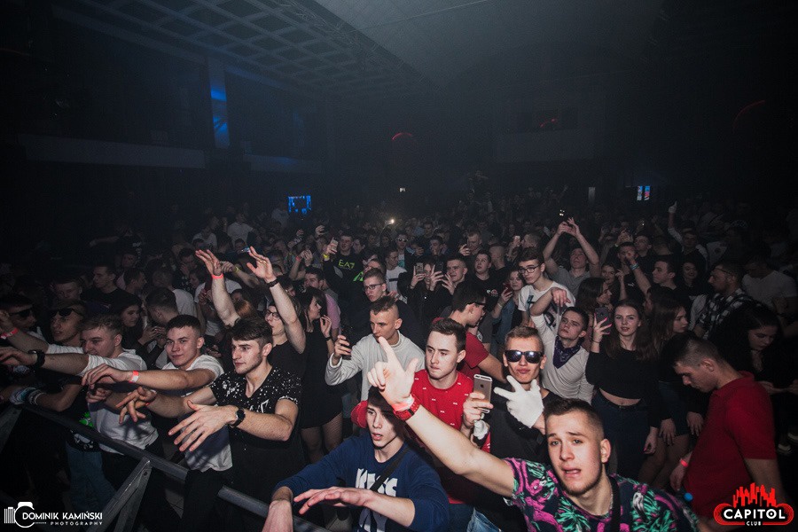 Noc Wariatów w Clubie Capitol Sypniewo [21.02.2020] - zdjęcie #1 - eOstroleka.pl