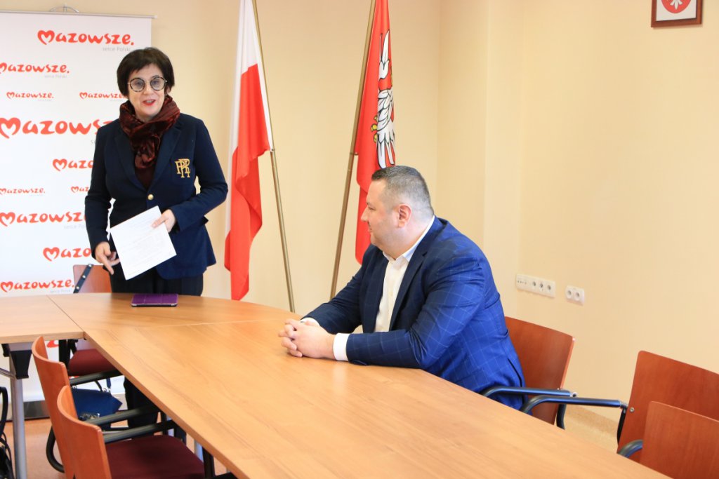Opaski z przyciskiem SOS trafią do seniorów z Ostrołęki, Rzekunia i Różana [24.02.2020] - zdjęcie #18 - eOstroleka.pl