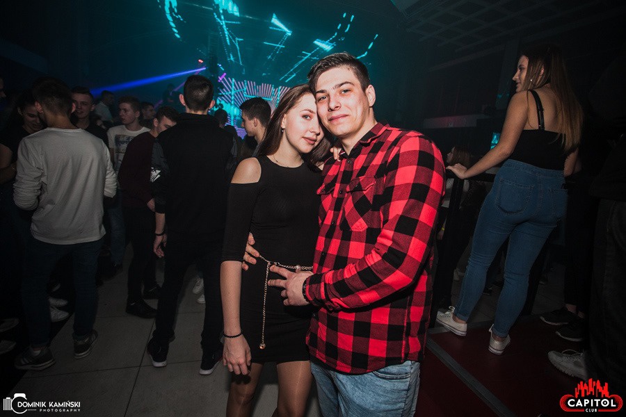 Ostatki w Clubie Capitol Sypniewo: Zagrał Dejw i Qbik [22.02.2020] - zdjęcie #55 - eOstroleka.pl