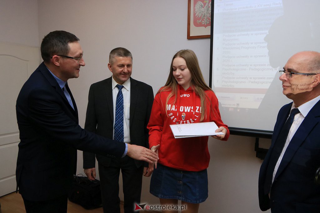 XVI sesja Rady Powiatu: Było o bezrobociu, wstrzymanej budowie elektrowni i koronawirusie [28.02.2020] - zdjęcie #19 - eOstroleka.pl