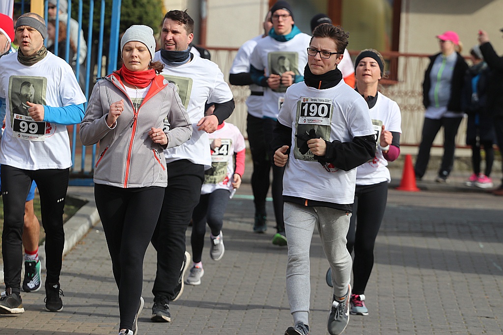 Bieg Tropem Wilczym 2020 w Ostrołęce [01.03.2020] - zdjęcie #158 - eOstroleka.pl