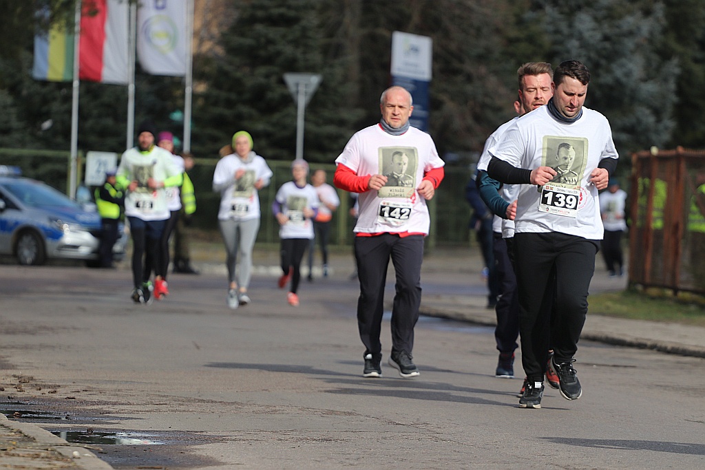 Bieg Tropem Wilczym 2020 w Ostrołęce [01.03.2020] - zdjęcie #9 - eOstroleka.pl