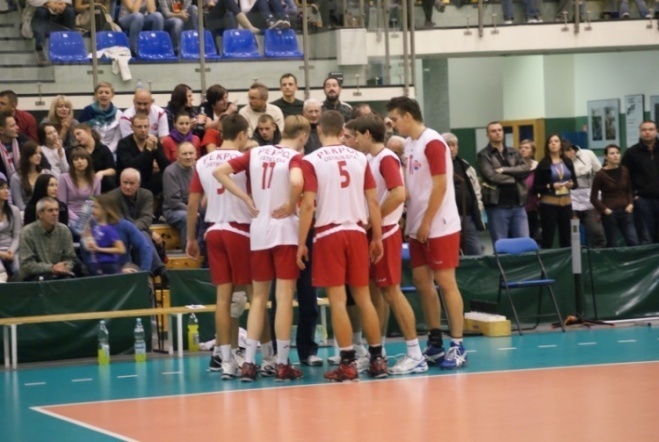 Pekpol Ostrołęka – GTPS Gorzów Wielkopolski (09.10.2010) - zdjęcie #9 - eOstroleka.pl