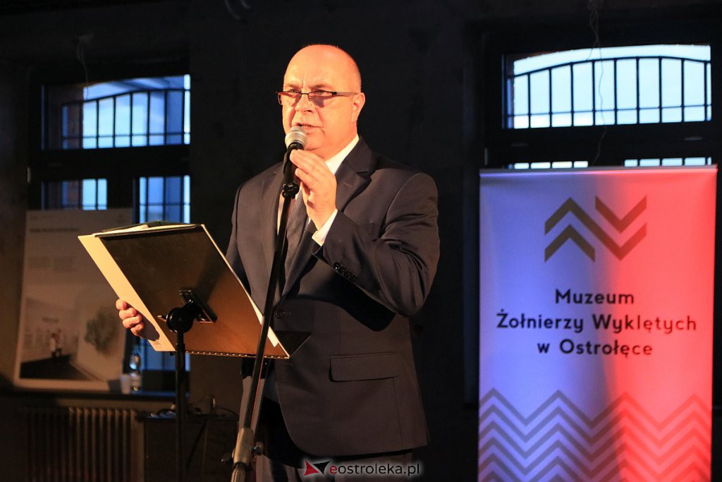 Koncert w Muzeum Żołnierzy Wyklętych: Adam Jarząbek wyśpiewał Jacka Kaczmarskiego [01.03.2020] - zdjęcie #29 - eOstroleka.pl