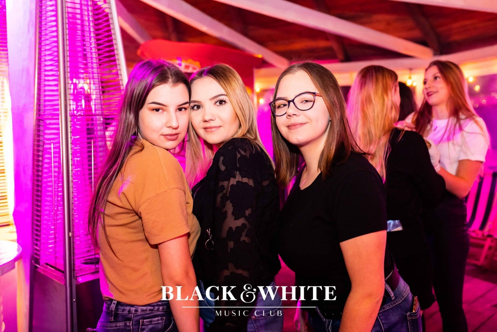 Zakończenie karnawału 2020 w Clubie Blac&White [21-22.02.2020] - zdjęcie #8 - eOstroleka.pl