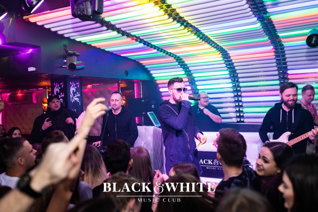 Zakończenie karnawału 2020 w Clubie Blac&White [21-22.02.2020] - zdjęcie #12 - eOstroleka.pl