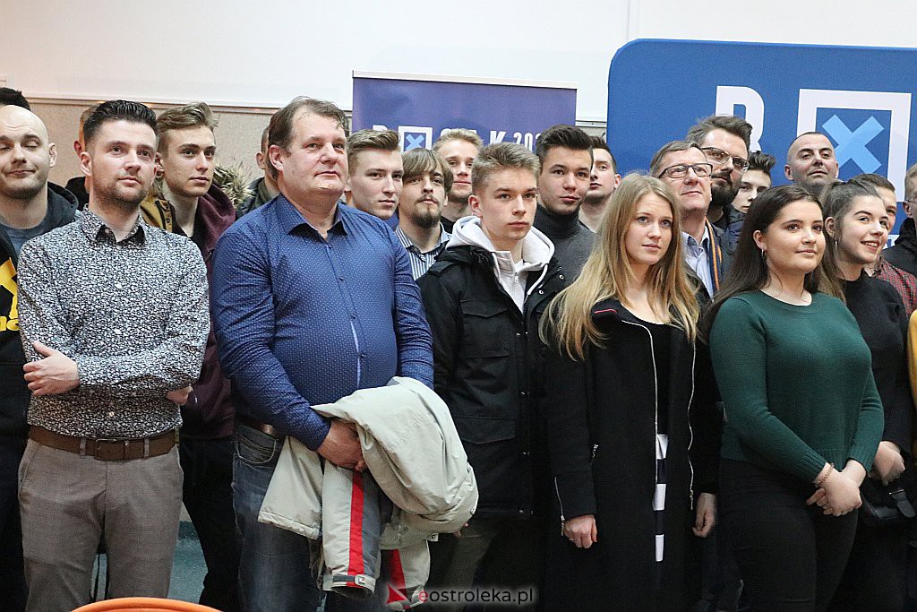 Spotkanie z kandydatem na prezydenta RP Krzysztofem Bosakiem w Ostrołęce [04.03.2020] - zdjęcie #8 - eOstroleka.pl