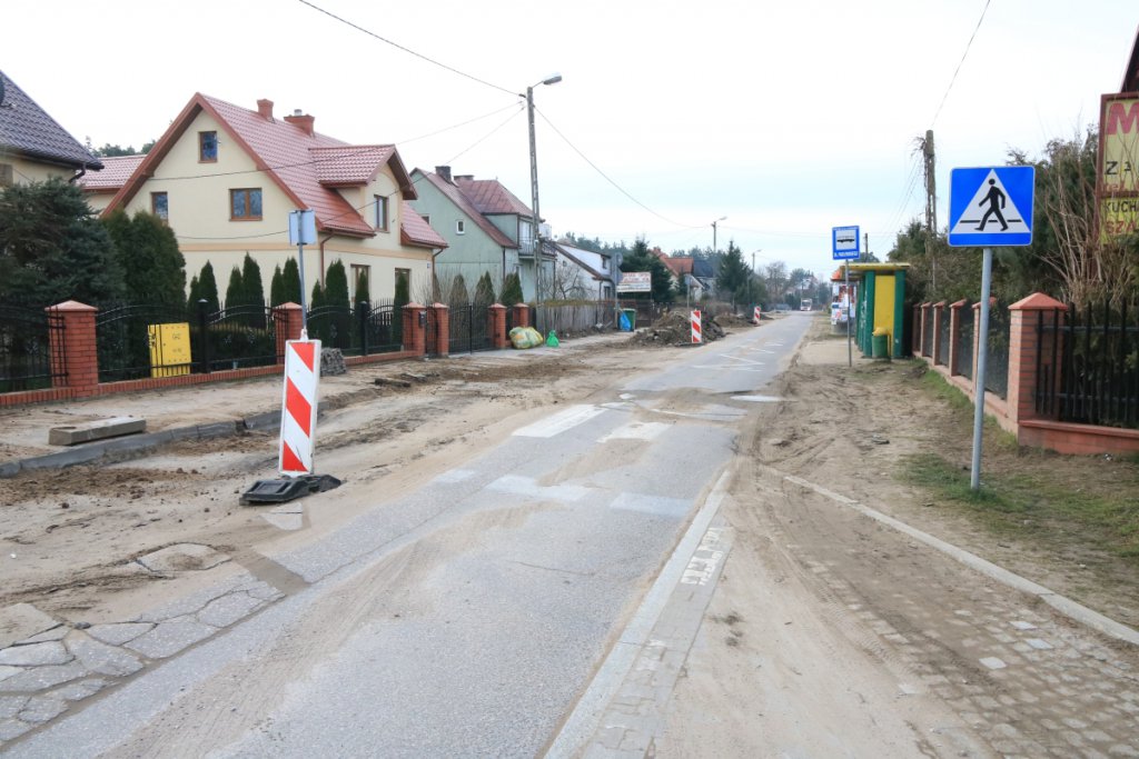 Więcej utrudnień na remontowanym odcinku ulic Sierakowskiego i Padlewskiego [06.03.2020] - zdjęcie #1 - eOstroleka.pl