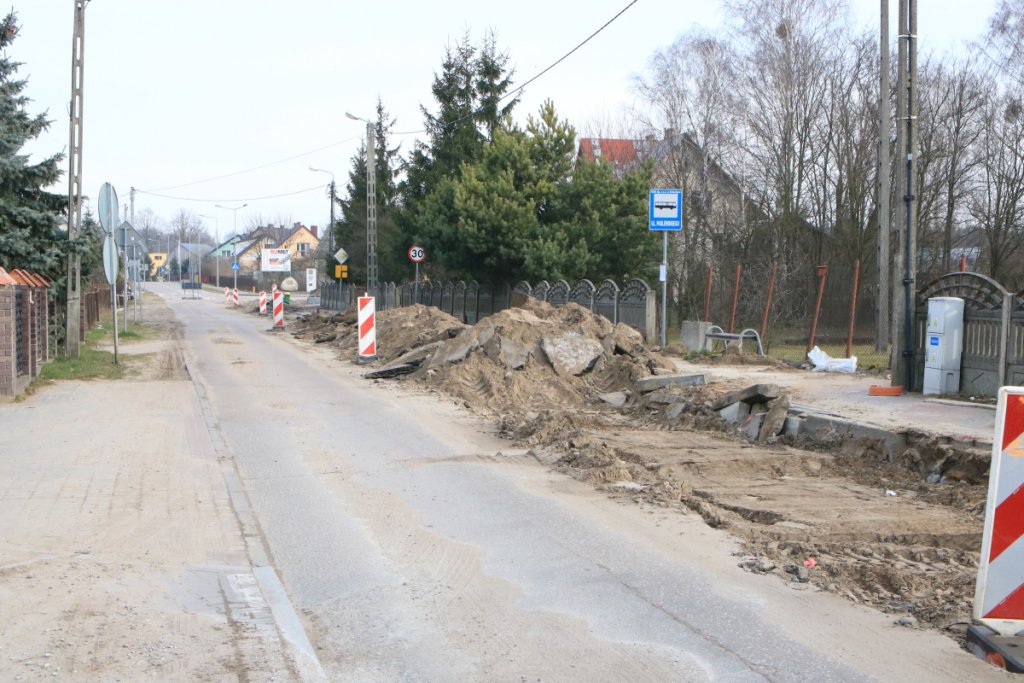 Więcej utrudnień na remontowanym odcinku ulic Sierakowskiego i Padlewskiego [06.03.2020] - zdjęcie #2 - eOstroleka.pl